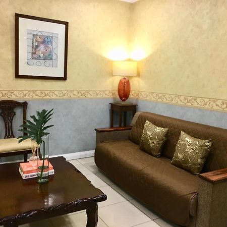 Mch Suites At Robinson'S Place Residences Manila Kültér fotó